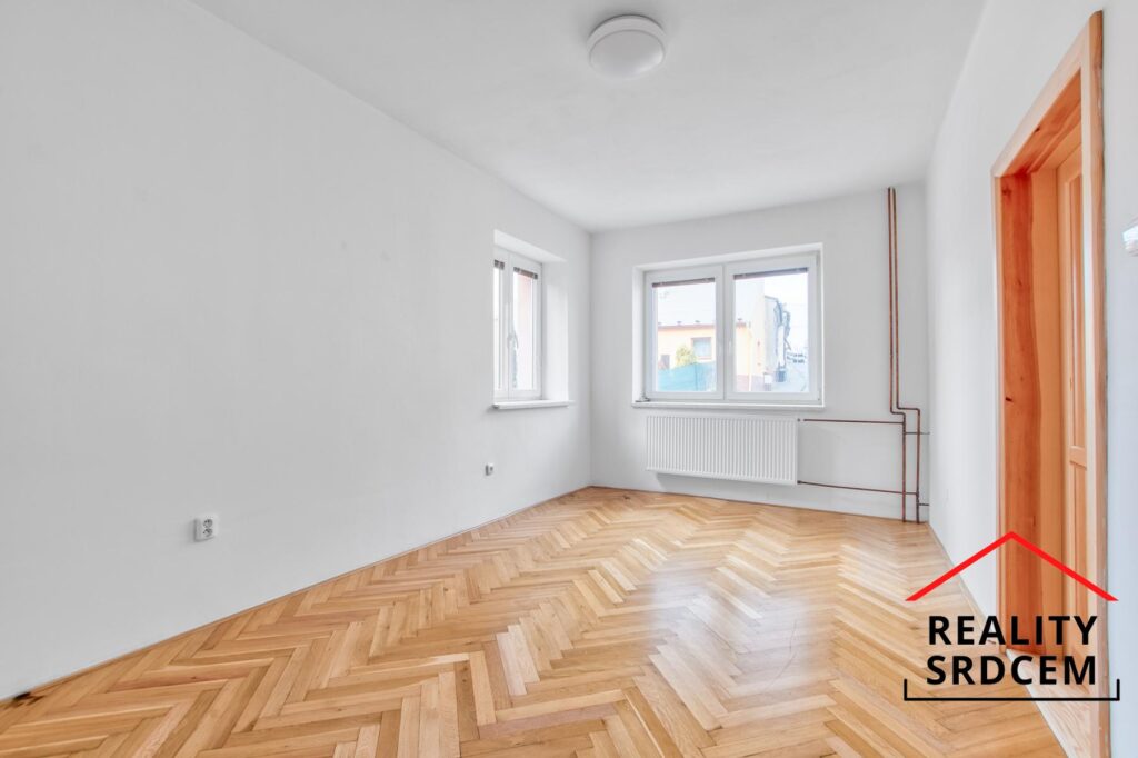 Pronájem bytu 2+1 v RD, 65 m2 + zastřešená terasa a jídelna, Komenského, Klimkovice