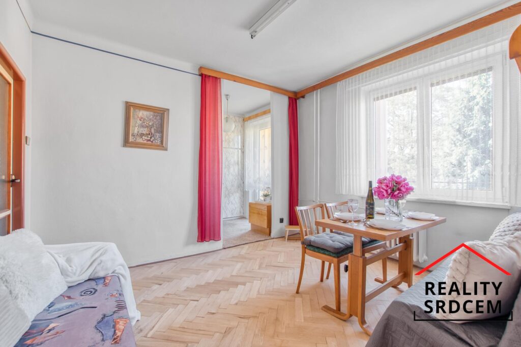 Prodej družstevního bytu 3+1, s lodžií,  65 m2, ul. U lesa, Karviná – Ráj